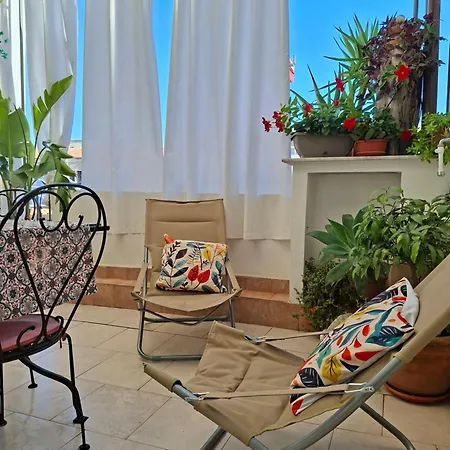 Nicuzzaduci Appartement *